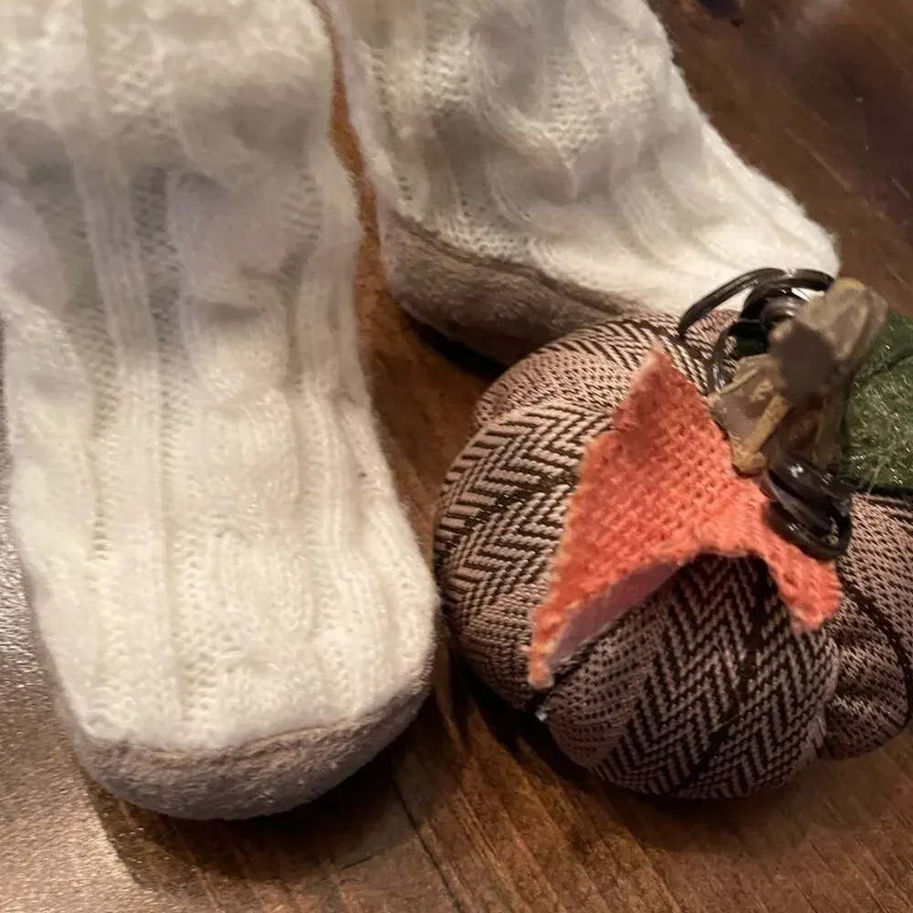 Cable Knit Baby Booties Infant White Non-Slip Cozy 0-3 Months‎ Shoe Socks Preppy